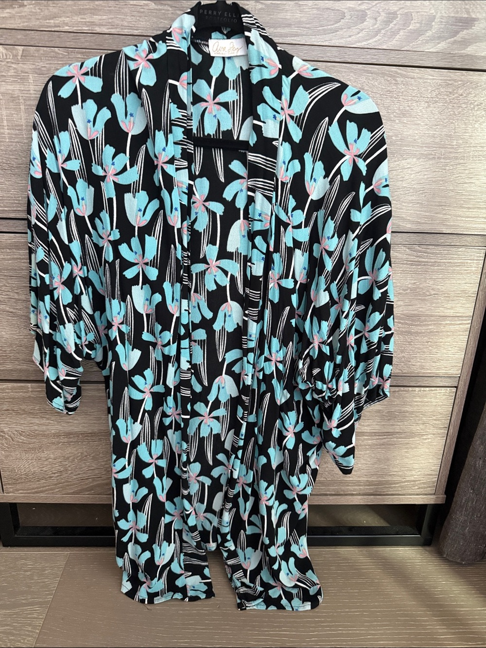 Ava Sky kaftan